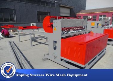 China Automatical Wire Mesh Fence Making Machine Of Produce Line For 3-6mm supplier