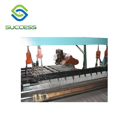 China Fabric Guiding System Shuttleless Loom Machine Automatic For Garments supplier