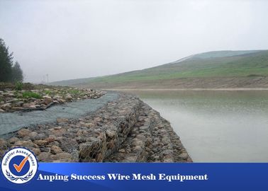 China Environment Protecting Gabion Retaining Wall / Hexagonal Wire Netting 8x10 Mm supplier