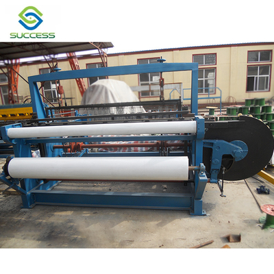 China Crimped Wire Mesh Weaving Machine Powerful 7.5KW Weaving Tool For Varied Wire Diameter supplier
