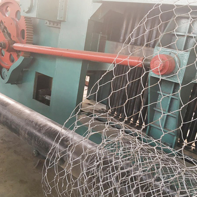 China Heavy Duty Hexagonal Wire Mesh Machine With Maximum Roll Diameter Of 800mm And 3Kw Main Motor supplier