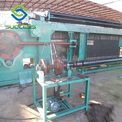 China 50-100m/Min Speed Hexagonal Chicken Wire Mesh Machine For Max Width Of Netting 3m Manufacturing supplier