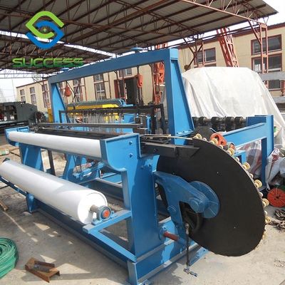 China Netting Width 2300-4300mm Crimped Wire Mesh Weaving Machine 7.5kw Power supplier